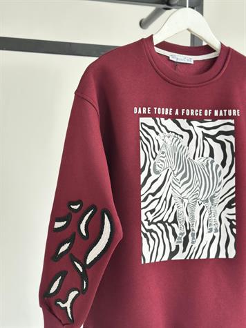 Koldan Nakış İşlemeli Ve Zebra Baskılı Sweat (Bordo)