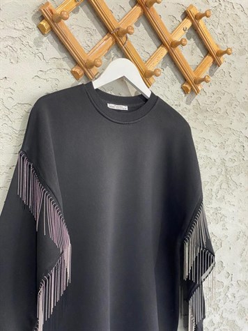 Koldan Şerit Zincir Detaylı Şardonlu Sweat (Siyah)