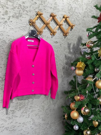 Kristal Taş Düğmeli Yumoş Hırka (Neon Pembe)