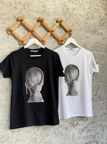 Kristal Taş Küpeli Kız Tshirt (Siyah/Beyaz)