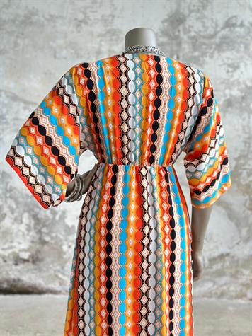 Kruvaze Yaka Yarasa Kol Kilim Desen Elbise (Karışık Renk)