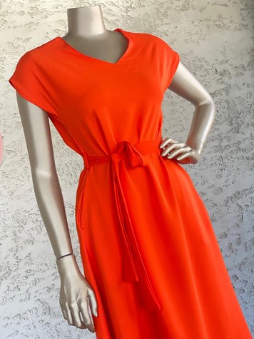 Kuşaklı Midi Boy Elbise (Oranj)