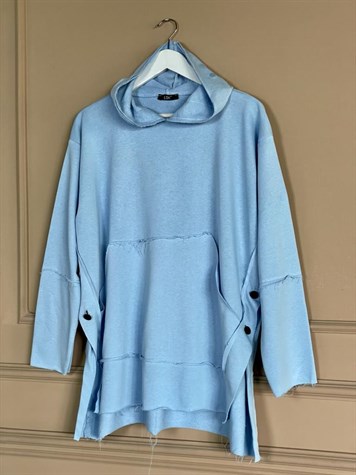 Lazer Kesim Düğme Detaylı Sweat (Mavi)