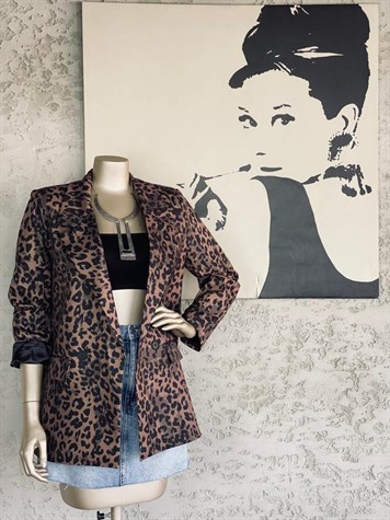 Leopar Desenli Düğmeli Blazer Ceket 