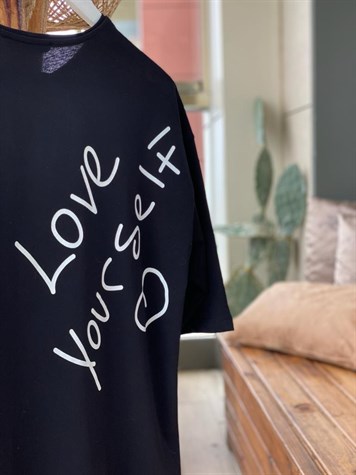 Love Yourself Sırt Baskılı Tshirt (BEYAZ & SİYAH)