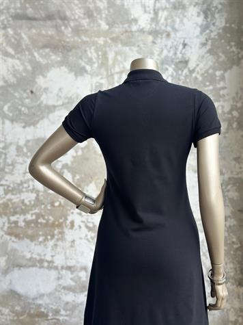 Marka Model Polo Yaka Elbise (Siyah)