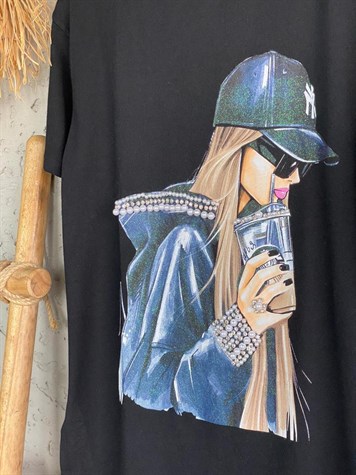 Mavi Kız Baskılı Taşlı Tshirt (Siyah)