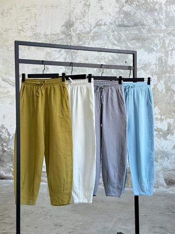 Müslin Kumaş Paçası Çımalı Pantolon (Bebe Mavisi)