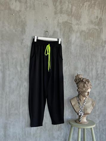 Neon Arma Detaylı Oversize Uzun Kollu Takım (Siyah)