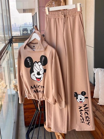 Önden Büzgü Detaylı Mickey Takım (Camel)