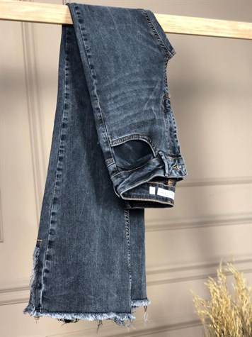 Orjinal Marka İspanyol Paça Yırtmaçlı Jean
