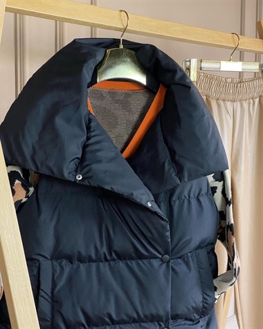 Oversize Model Şişme Yelek (Siyah)