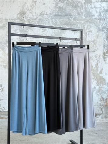 Oys Model Bel Lastik Detaylı Bol Pantolon (Siyah)