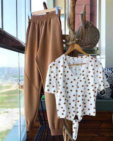 Paçası Dikiş Detaylı Eşofman Pantolon (CAMEL)