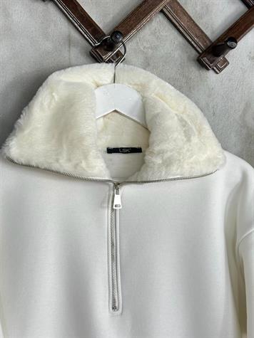 Kürk Yaka Yarım Fermuarlı Şardonlu Kadın Sweat (Beyaz)