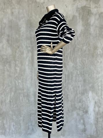 Polo Yaka Beyaz Çizgili Triko Elbise (Siyah)