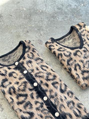 Premium Angora Yünlü Leopar Desen Hırka (Camel)