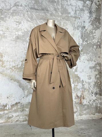 Premium Kalite Omuzu Uzun Apoletli Trençkot (Karamel)