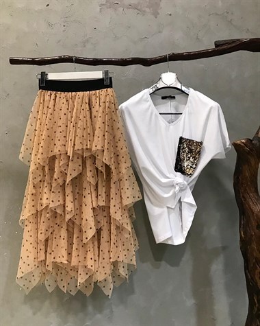 Puantiyeli Asimetrik Kesim Kat Kat Etek (PUDRA)