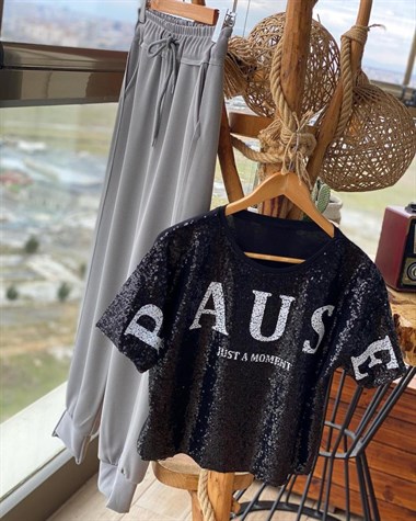 Pul Payet İşçilikli Tshirt (SİYAH)