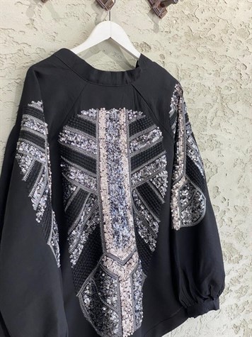 Pul Payet İşlemeli Siyah Keten Kimono