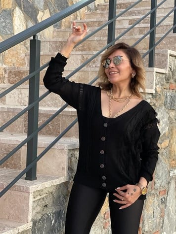 Püsküllü Merserize Hırka (Siyah)