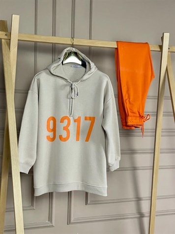 Rakam Baskılı Oversize Sweat (Bej)