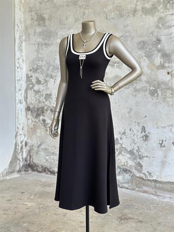 Şerit İp Geçişli Önden Arma Detaylı Modal Kumaş Elbise (Siyah)