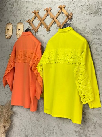 Sırt Güpür Detaylı Gömlek (Oranj)