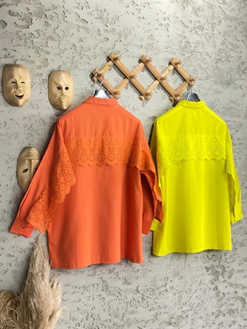 Sırt Güpür Detaylı Gömlek (Oranj)