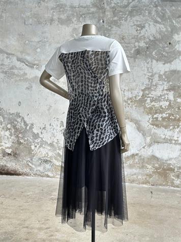 Sırt Organze Leopar Desenli Tişört (Beyaz)