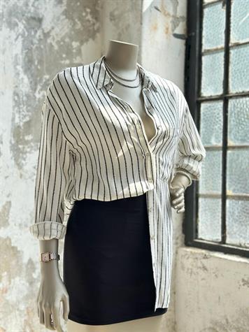 Siyah Çizgili Oversize Kadın Gömlek (Beyaz)