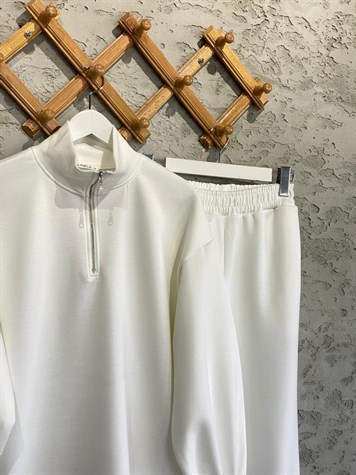 Sweat Yaka Fermuarlı Paça Detaylı Scuba Takım (Beyaz)