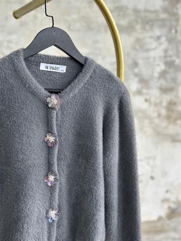 Tasarım Çiçek Düğmeli Angora Hırka (Gri)