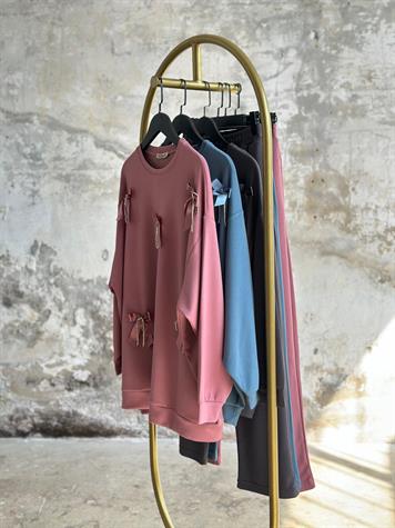 Tasarım Fiyonk Ve Salkım Taşlı Takım (Pembe)
