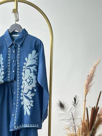 Tasarım Full Nakış İşçilikli Takım (Mavi)