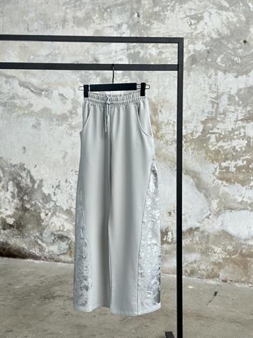 Tasarım Gümüş Varak Kaplamalı Pantolon (Gri)