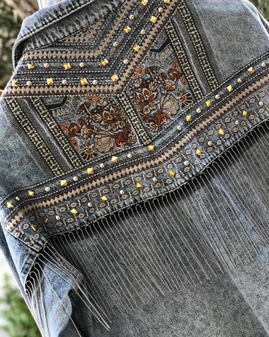 Tasarım Model Etnik Desen Zincir Nakış Taş İşçilikli Kot Ceket