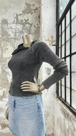 Tasarım Model Fitilli Boğazdan Fermuar Detaylı Bluz (Antrasit) 
