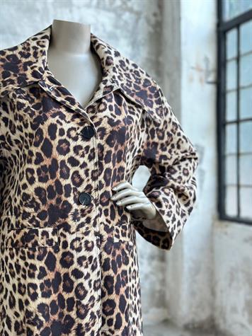 Tasarım Model Leopar Desenli Treçkot (Kahve)
