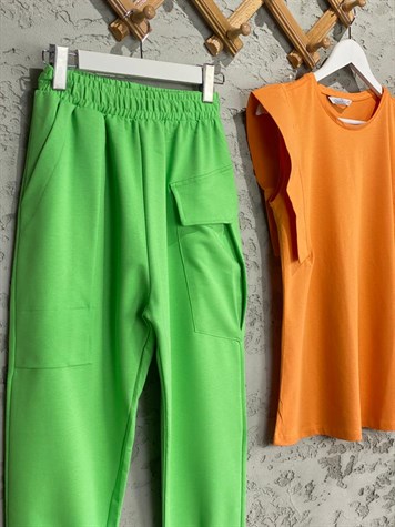 Tasarım Model Paça Gipeli Cepli Pantolon (Elma Yeşili)