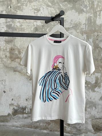 Tasarım Nakış İşçilikli Oversize Tişört (Beyaz)
