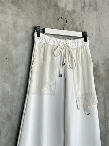 Tasarım Paraşüt Cep Detaylı Bol Paça Pantolon (Beyaz)
