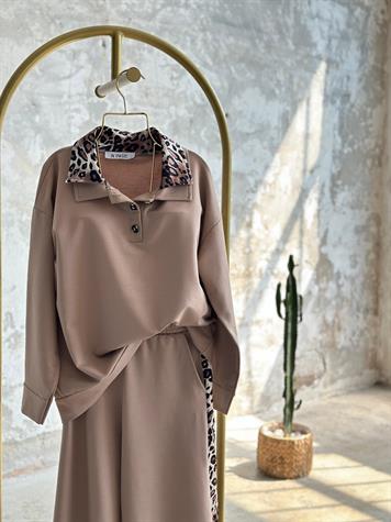 Tasarım Saten Leopar Yakalı Gold Düğmeli Takım (Bej)