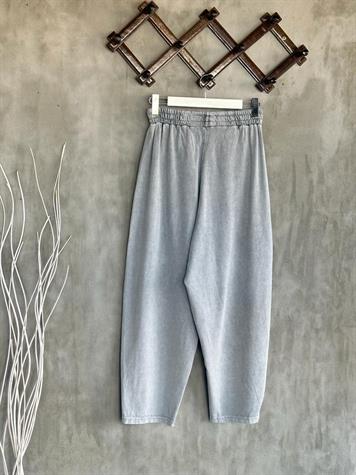 Tasarım Taş Yıkamalı Şalvar Model Pantolon Ve Crop Tişörtlü Takım (Açık Gri Melanj))