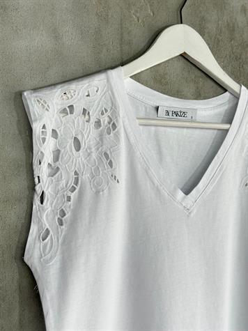 Tığ İşçilikli Lüks Kaliteli Tişört (Siyah/Beyaz/Gri)