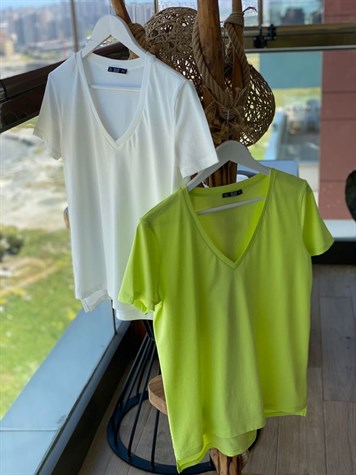 V Yaka Basic Tshirt (Fıstık Yeşili)