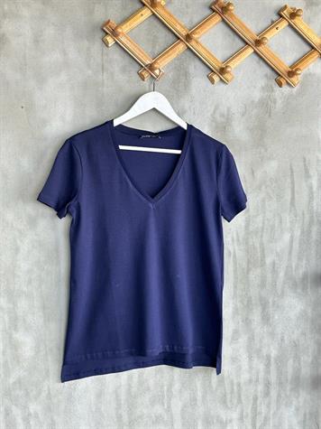 V Yaka Dilvin Basic T-Shirt (Lacivert/Beyaz)