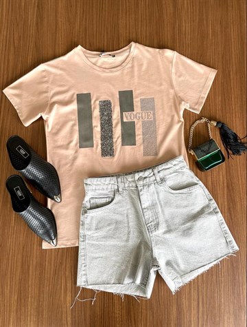 Vogue Yazı Detaylı Taş İşlemeli Tshirt (Bej)