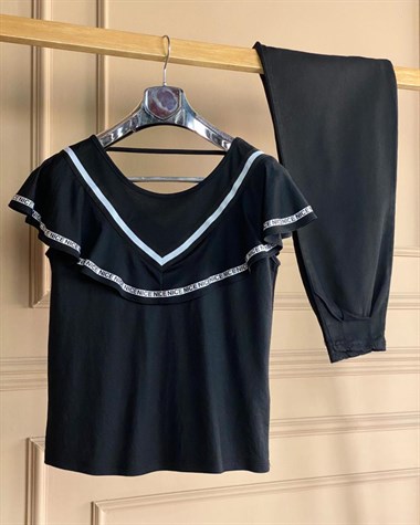 Volan Detaylı Sırtı V Yaka Tshirt  (SİYAH)